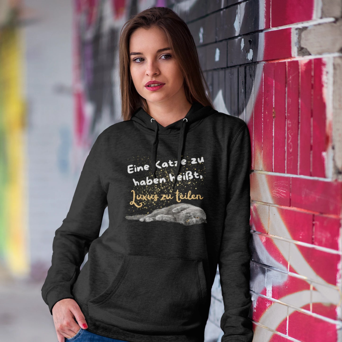 HigherBlanks Premium Hoodie - Eine Katze zu haben heißt, Luxus zu teilen