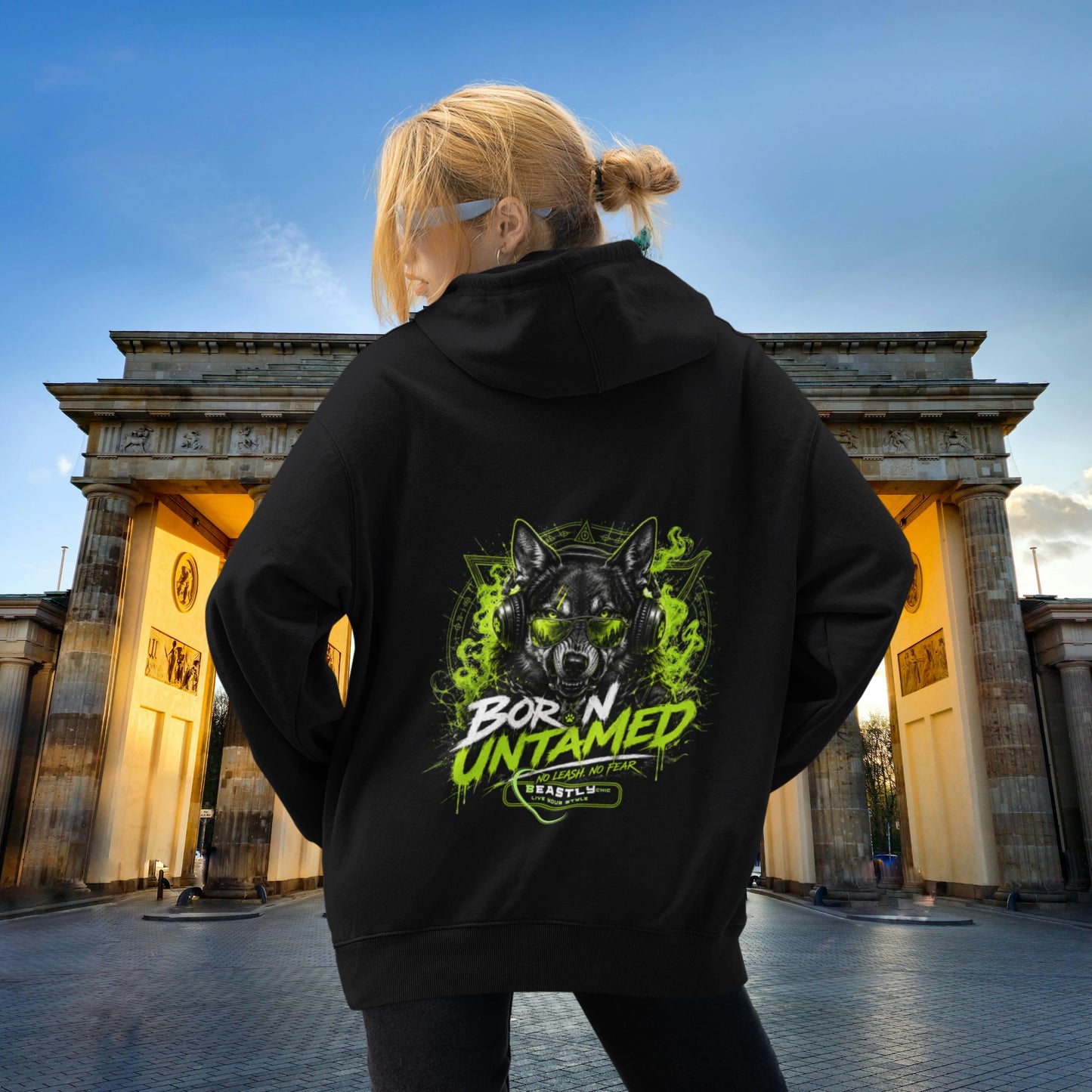 VACANCY Oversized Zipper Hoodie - BeastlyChic Marke DOGS UNTAMED
