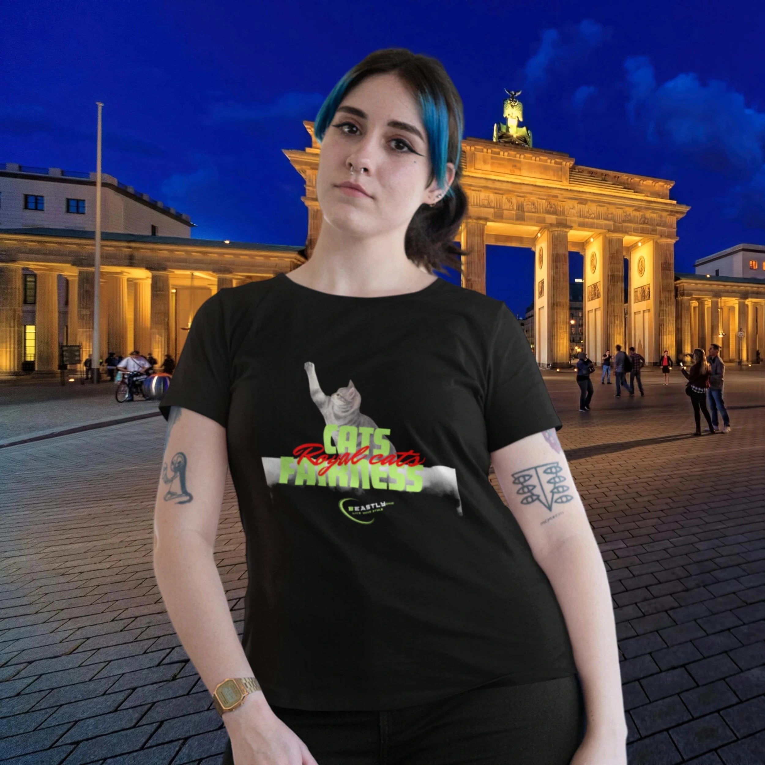 HigherBlanks Premium T-Shirt - BeastlyChic Marke CATS FAIRNESS