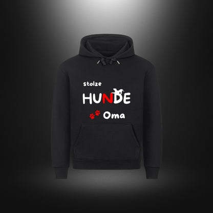 Schwarzer HigherBlanks Premium Hoodie, Vorderansicht mit weiß-rotem Aufdruck „stolze HUNDE Oma“, Hundesilhouette und Pfoten.