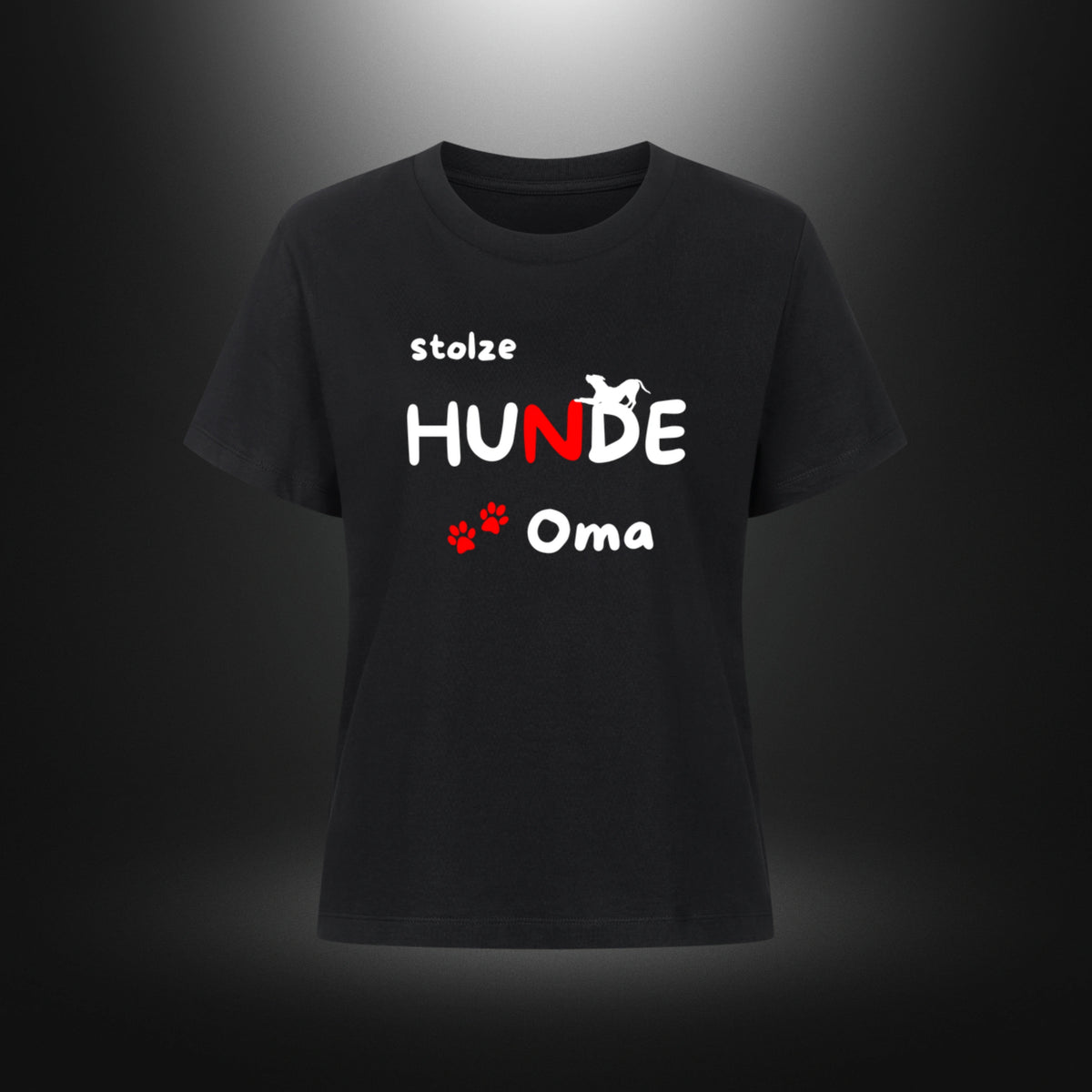 Schwarzes Damen T-Shirt mit weiß-rotem Aufdruck „stolze HUNDE Oma“, Hundesilhouette und Pfoten, Vorderansicht.